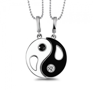 Anpassad Yin Yang halsband med 2 hängsmycken och födelse stenar