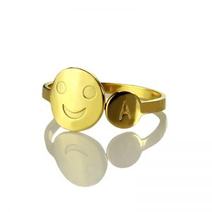 Personlig leende ring med initial 18k guldpläterad