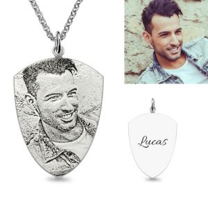 Shield Graverad Custom Man&#39;s Photo Necklace for Wife
