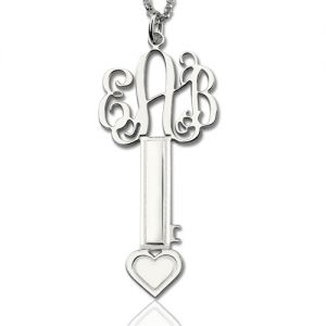 Monogram nyckelhalsband sterling silver med hjärta