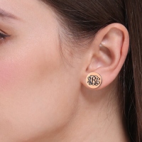  monogram stud earring 