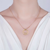 disc necklace