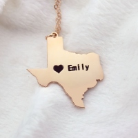 USA State Texas Map Necklace With Heart &amp; Name Rose Gold