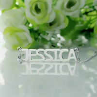 Massivt vitt guld Jessica Style Namn halsband