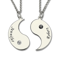 Matchande syster Yin Yang Namnhalsband Set med 2