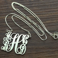 Anpassade 5 initialer familj monogram halsband silver