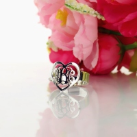 Anpassad hjärta ring med 3 handgjorda monogram initialer silver